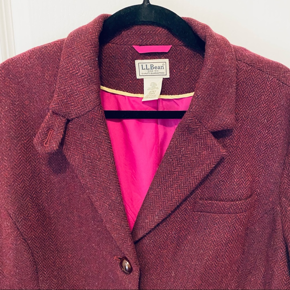 L.L. Bean Red Tweed Wool Blend Blazer Jacket Classic Leather Buttons Size 20 P